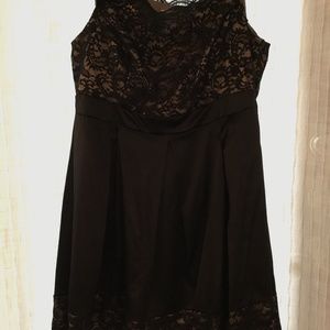 Elegant lace top dress